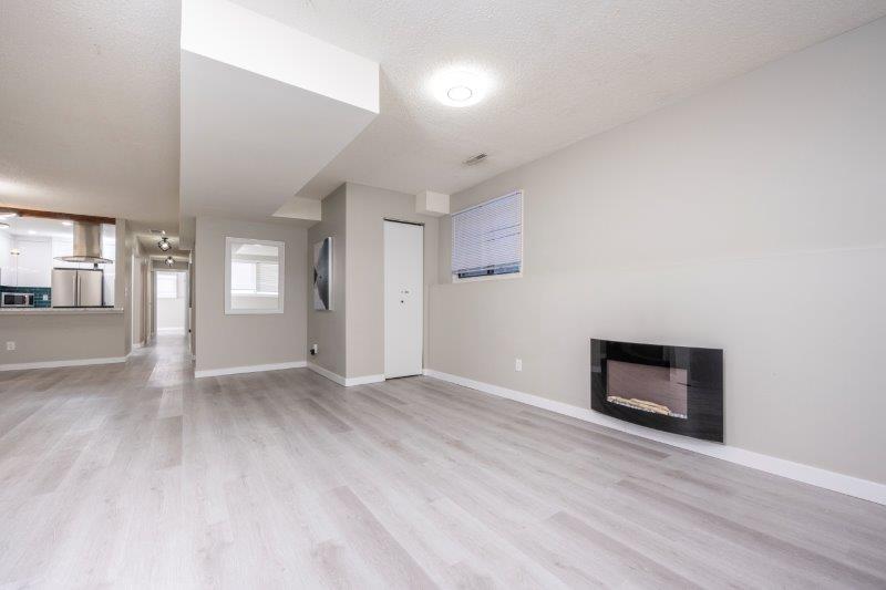 4309 Bowness Road Northwest, Calgary, 2 Bedrooms Bedrooms, ,1.5 BathroomsBathrooms,Houses,Rented,4309 Bowness Road Northwest,3113