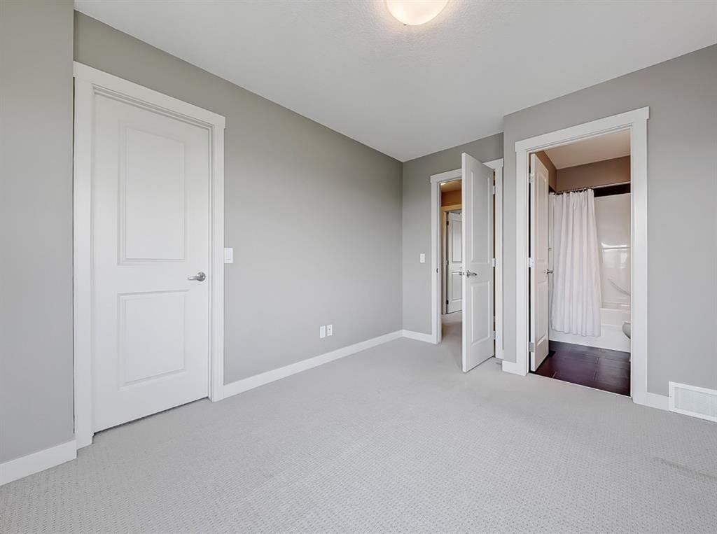 27 Aspen Hills Common Southwest, Calgary, 2 Bedrooms Bedrooms, ,2.5 BathroomsBathrooms,Condos/Townhouses,For Rent,Mosaic of Aspen Hills,27 Aspen Hills Common Southwest,3117