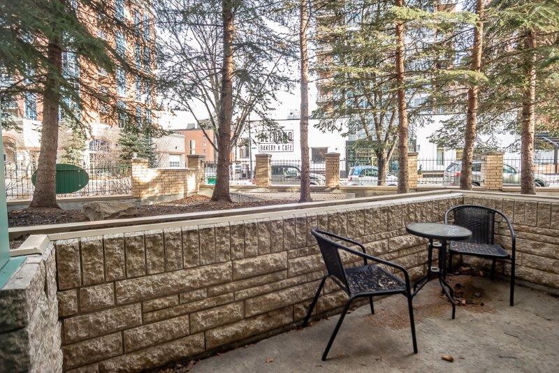 #101, 801 2 Ave SW, Calgary, 2 Bedrooms Bedrooms, ,2 BathroomsBathrooms,Condos/Townhouses,For Rent,EAU CLAIRE LOOKOUT,#101, 801 2 Ave SW,1242